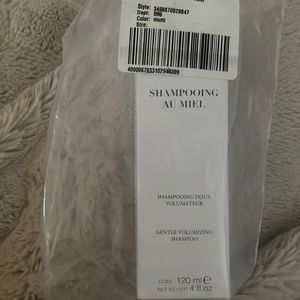 NWT Leonor Greyl SHAMPOOING AU MIEL. 120 ml weight 4oz Gentle volumizing shampoo